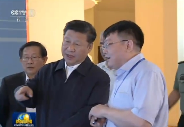 叶甜春总师向习主席介绍集成电路设备与工艺专项在十二五期间取得的成绩，重点介绍了华海清科的CMP设备